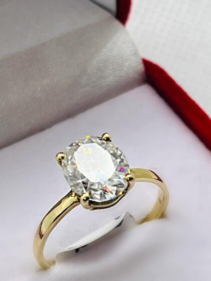 9ct Gold Oval Ring (28)