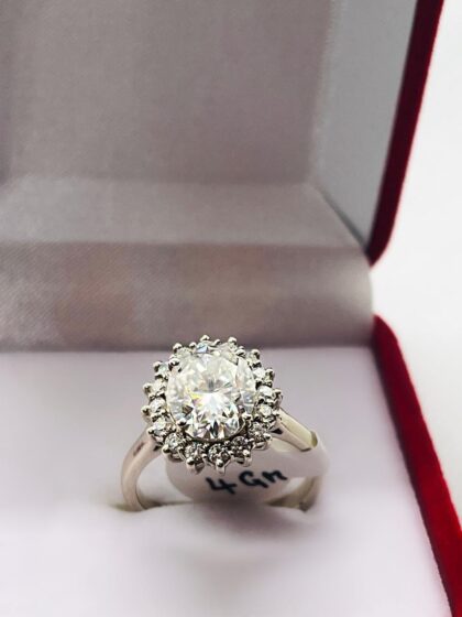 9ct White gold Lady D ring (44)