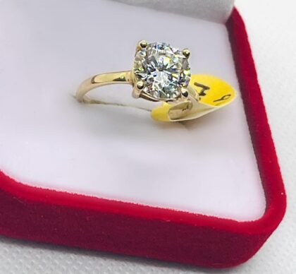 9ct Yellow Gold Ring (50)